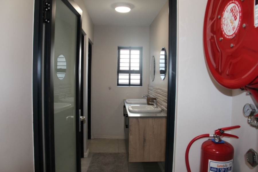 To Let Commercial Property for Rent in George South Western Cape
